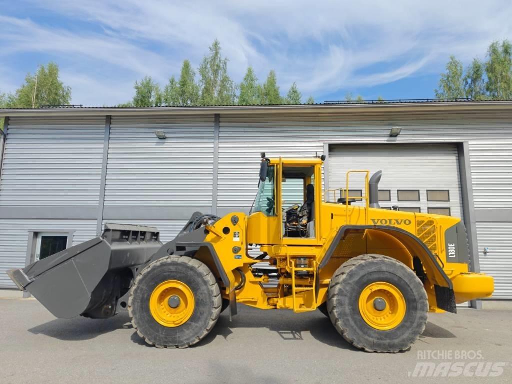 Volvo L 180 E Pyöräkuormaajat
