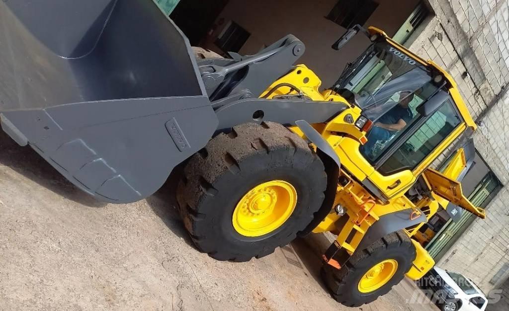 Volvo L 90 F Pyöräkuormaajat