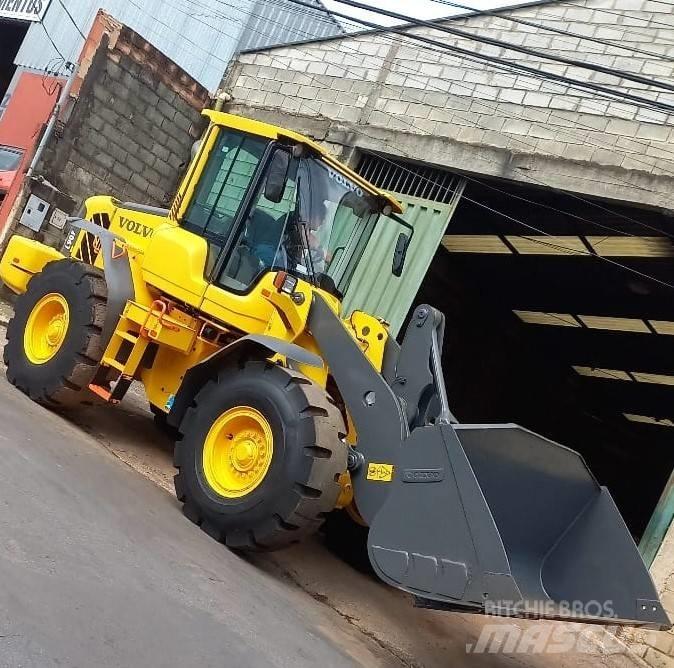 Volvo L 90 F Pyöräkuormaajat