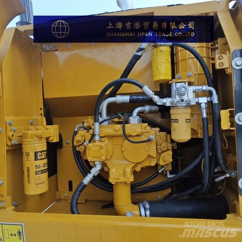 CAT 323 D Telakaivukoneet
