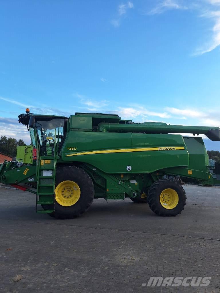 John Deere T 550 Leikkuupuimurit