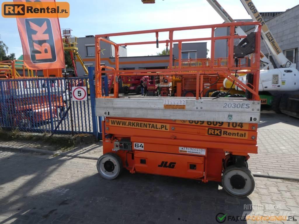 JLG 2030 ES Saksilavat