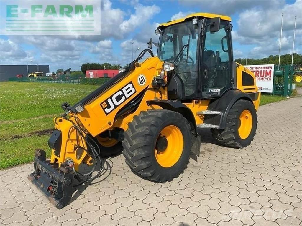 JCB tm 220 - 40 km/h Maatalouskurottajat