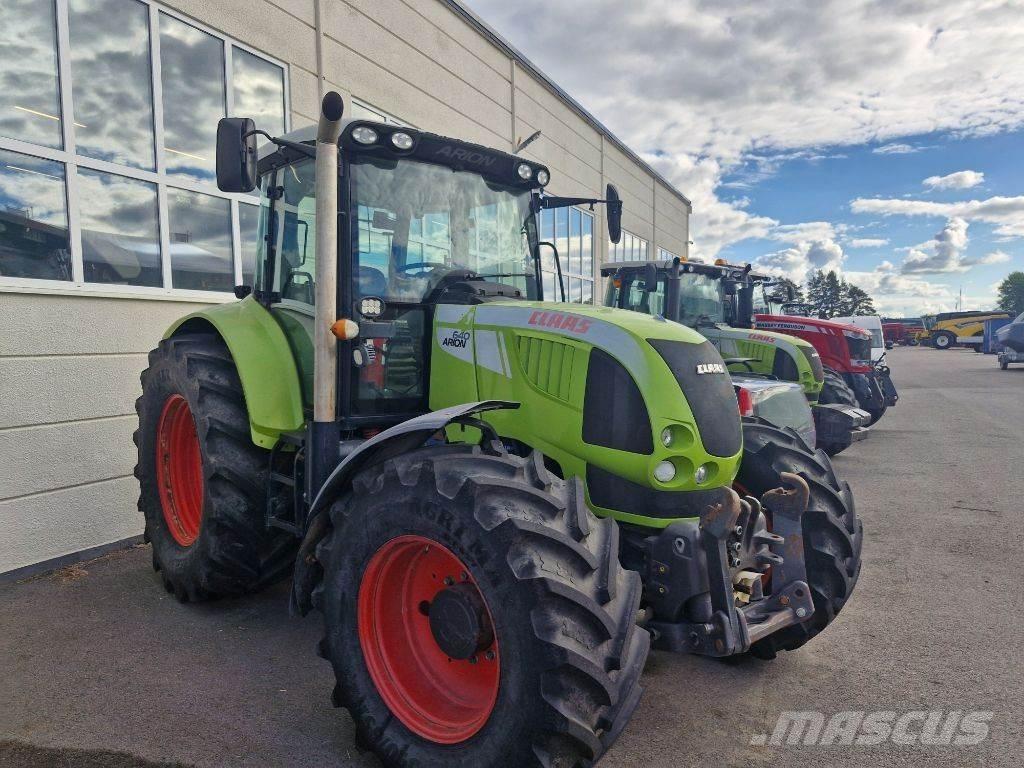 CLAAS Arion 640 Traktorit