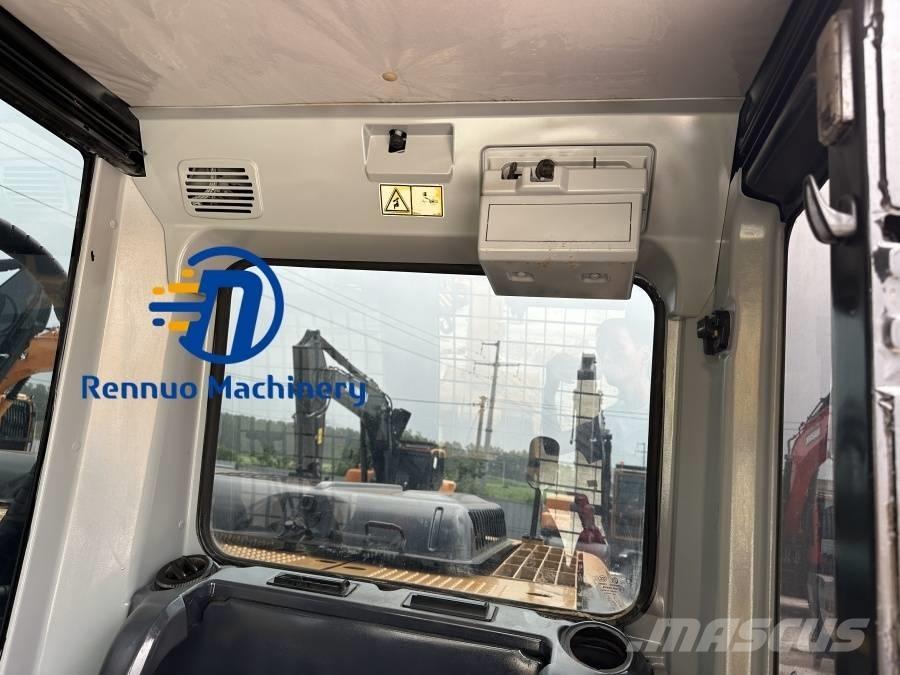CAT 320 D Telakaivukoneet