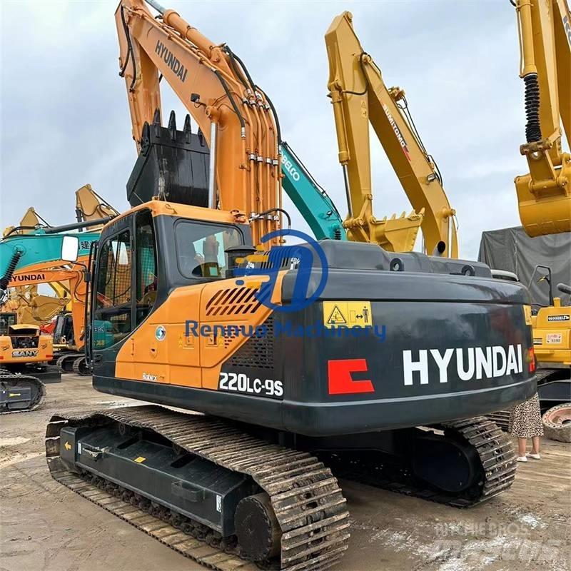 Hyundai R220LC-9S Telakaivukoneet