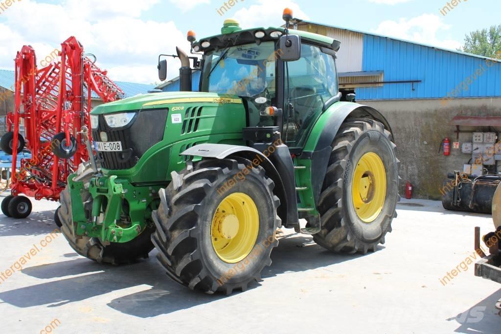 John Deere 6210 R Traktorit