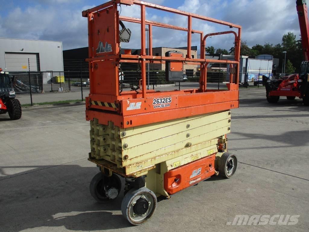 JLG 2632 ES  (081) Saksilavat