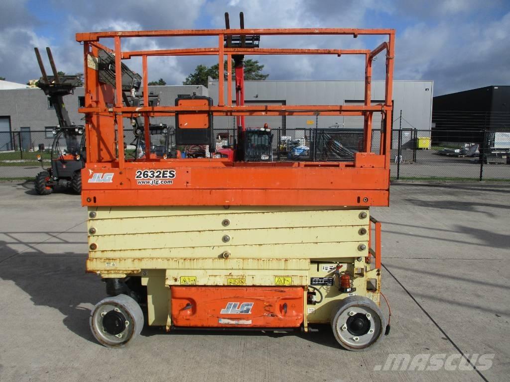 JLG 2632 ES  (081) Saksilavat