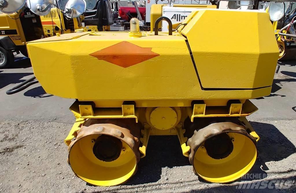Rammax P33/24 Tiivistyskoneet