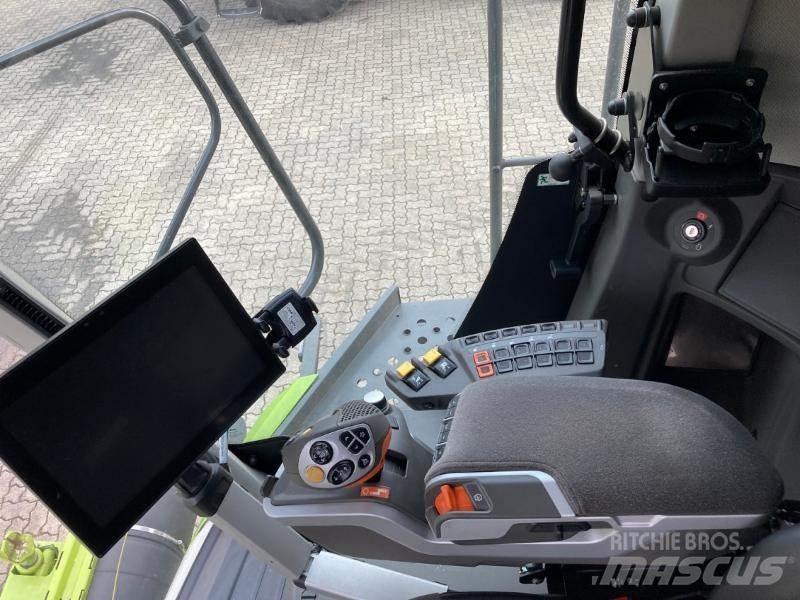CLAAS LEXION 5300 Leikkuupuimurit