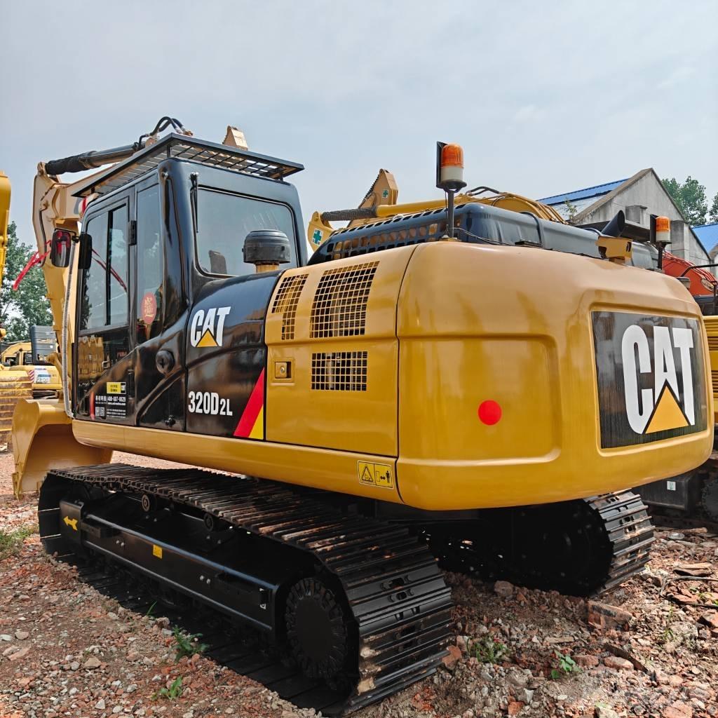 CAT 320D2L Telakaivukoneet