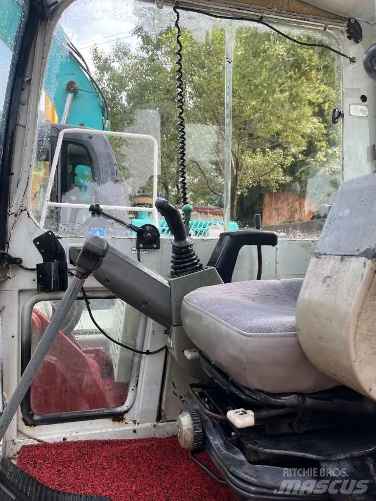 Takeuchi TB175C Telakaivukoneet