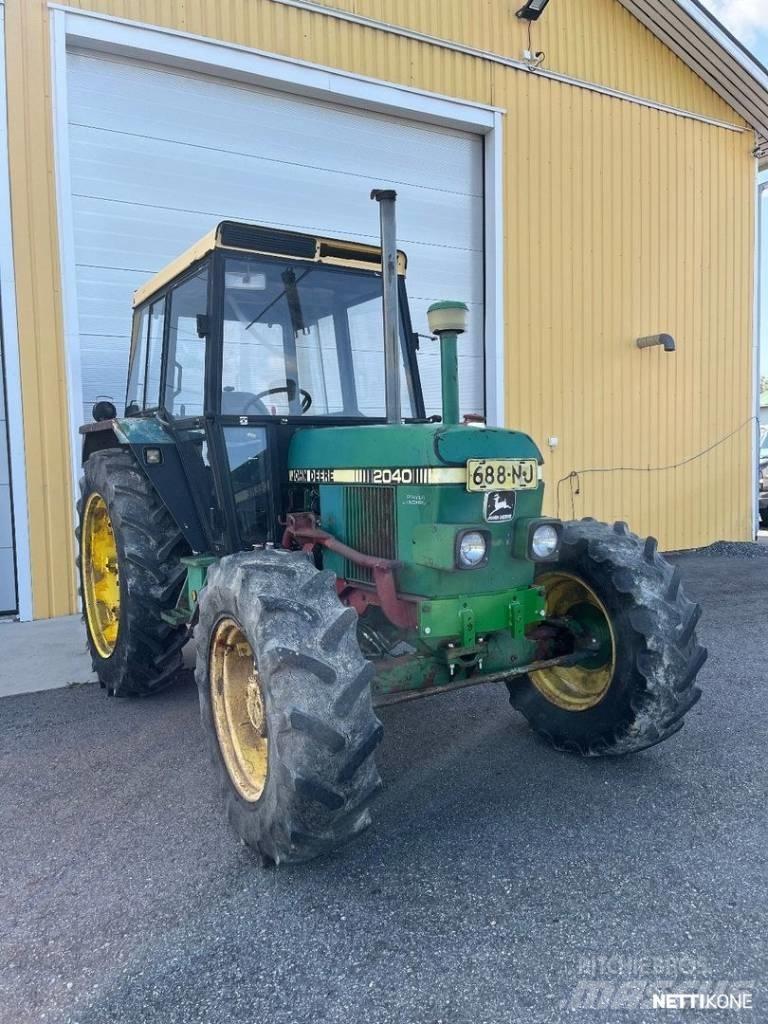 John Deere 2040 Traktorit