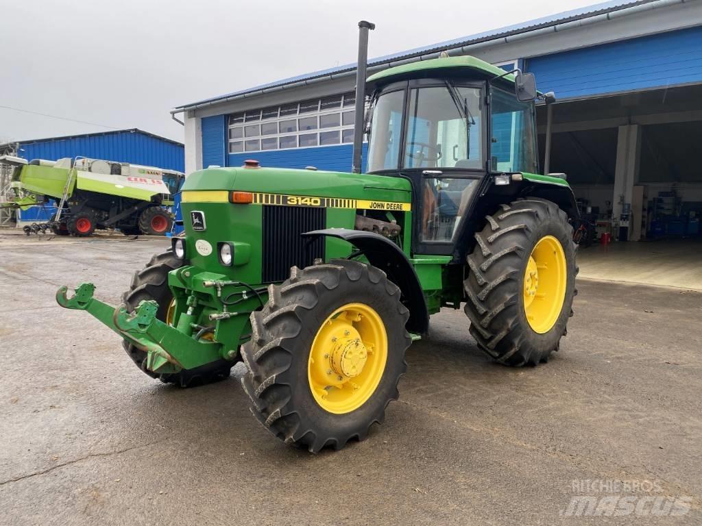 John Deere 3140 Traktorit
