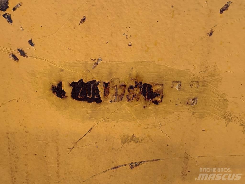 Volvo L 120 E Pyöräkuormaajat