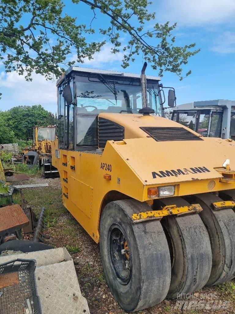Ammann AP 240 Kumipyöräjyrät