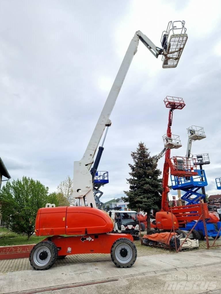 JLG 860 SJ Teleskooppipuominostimet