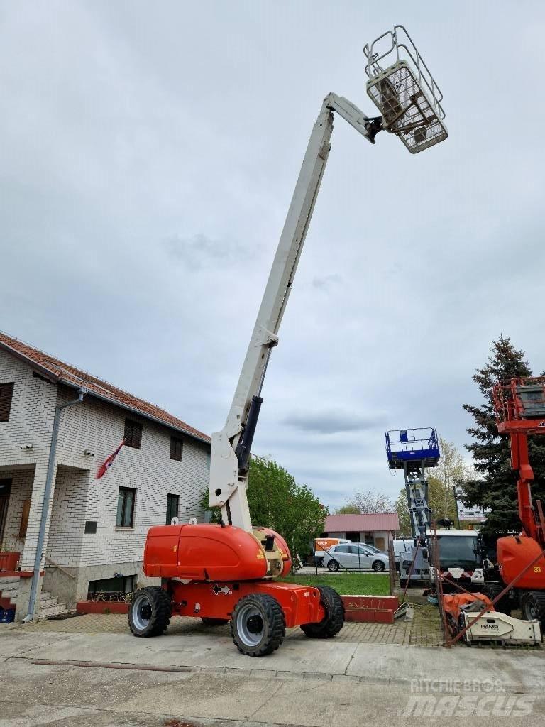 JLG 860 SJ Teleskooppipuominostimet