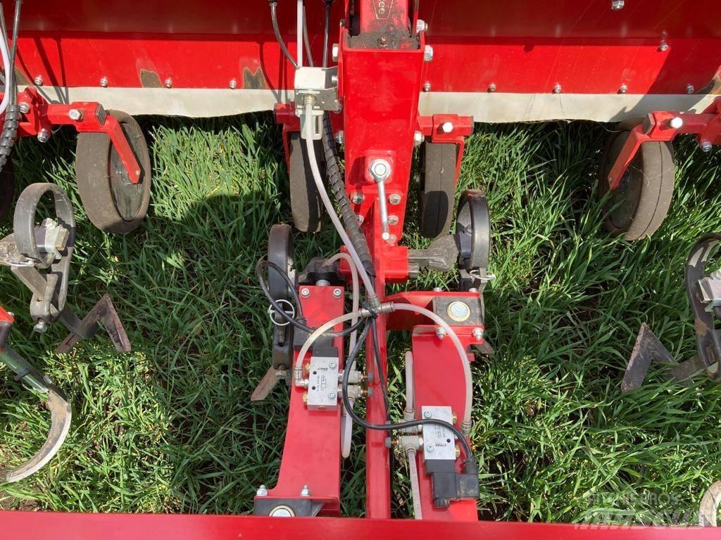 Steketee IC Weeder Riviväliharat