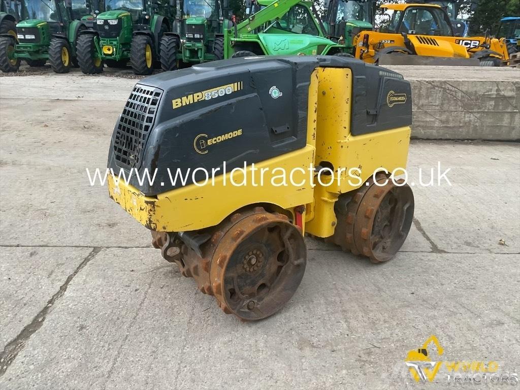 Bomag BMP 8500 Tärylevyt