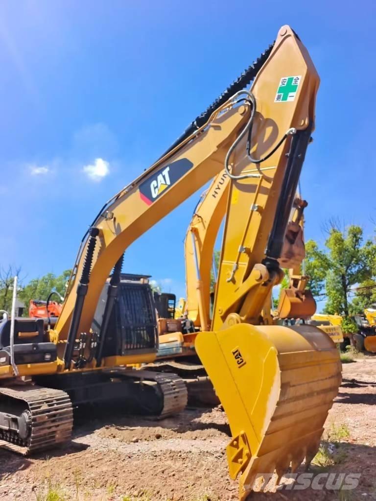 CAT 324 D2L Telakaivukoneet