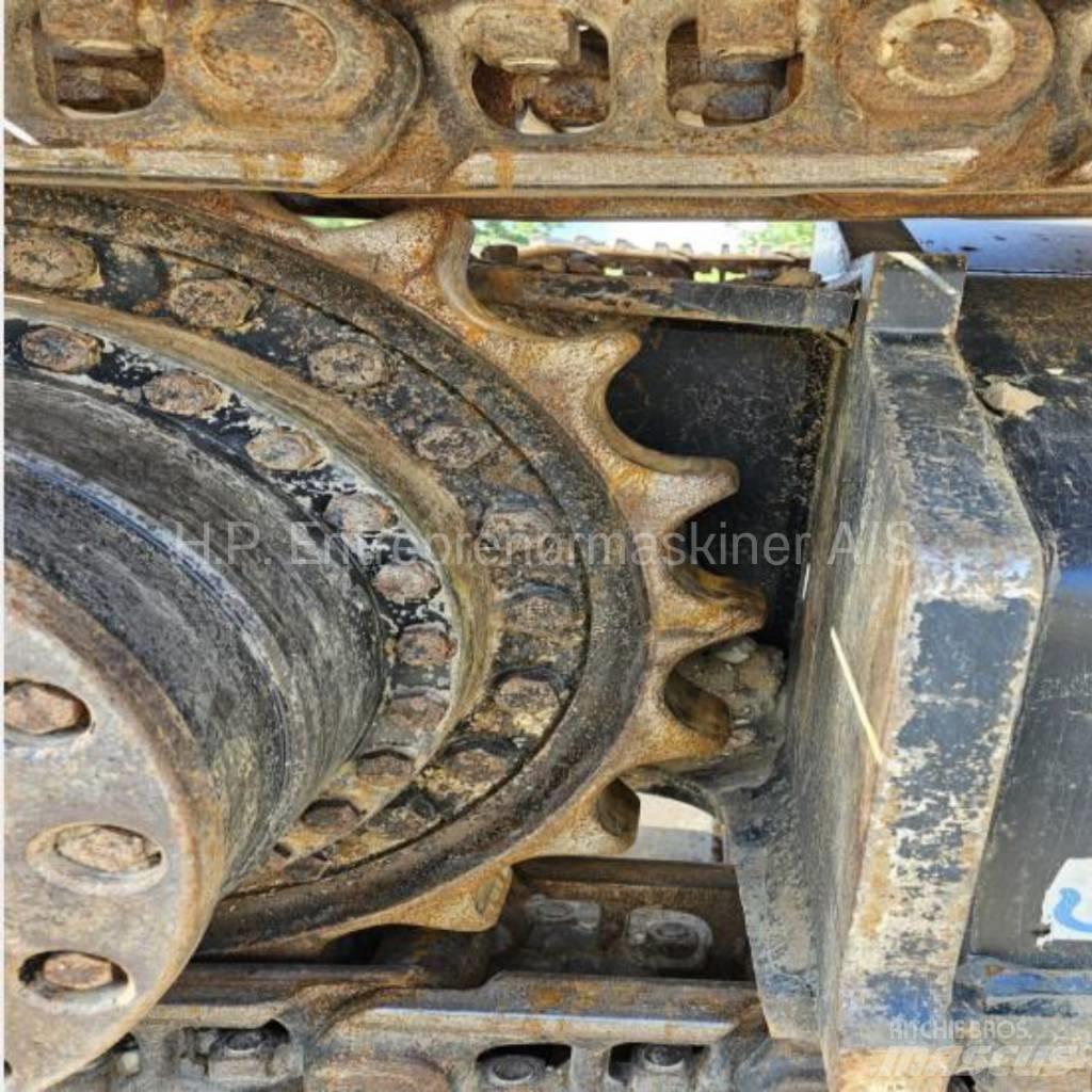 Hitachi ZX300LC-7 Telakaivukoneet