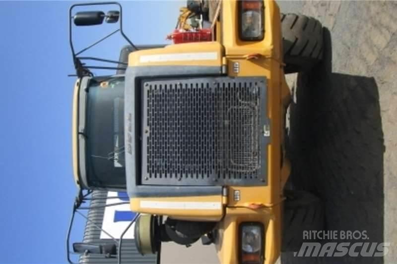 Bell B30D Dumpperit