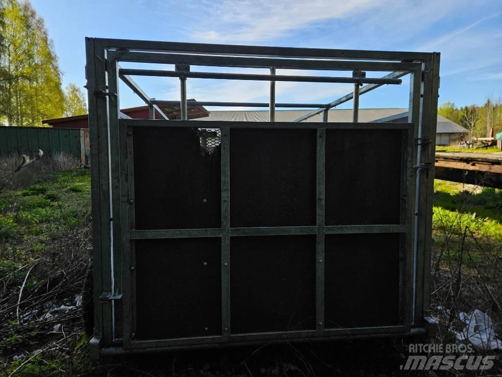 Kellfri Djurvagn Muut perävaunut