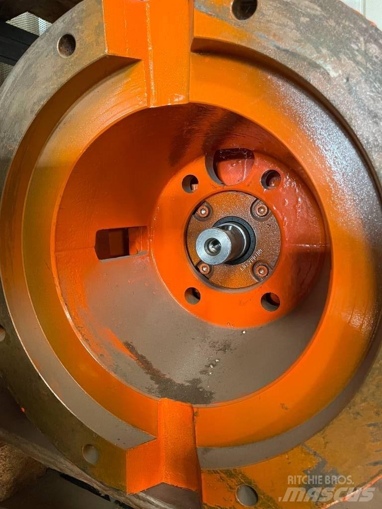 Peiner SK 186 Moottorit
