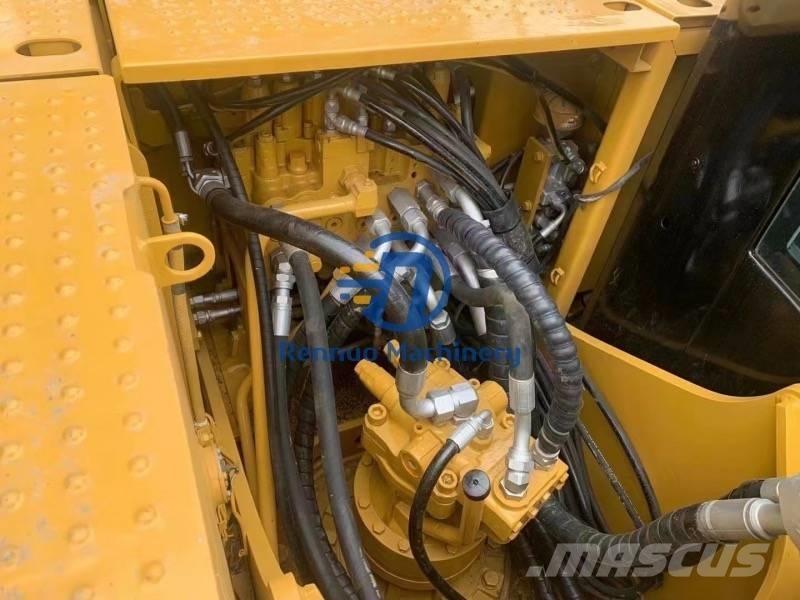 CAT 318DL Telakaivukoneet