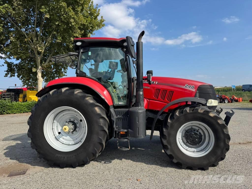 Case IH Puma 240 CVX Traktorit