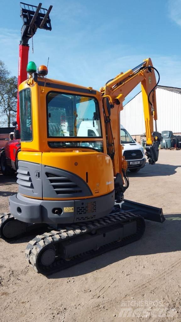 Hyundai X30Z-9AK Midikaivukoneet 7t - 12t