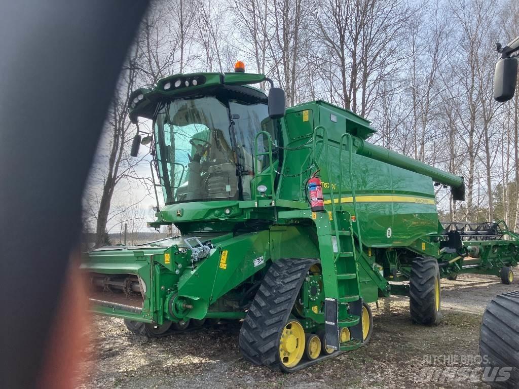 John Deere 670i Leikkuupuimurit