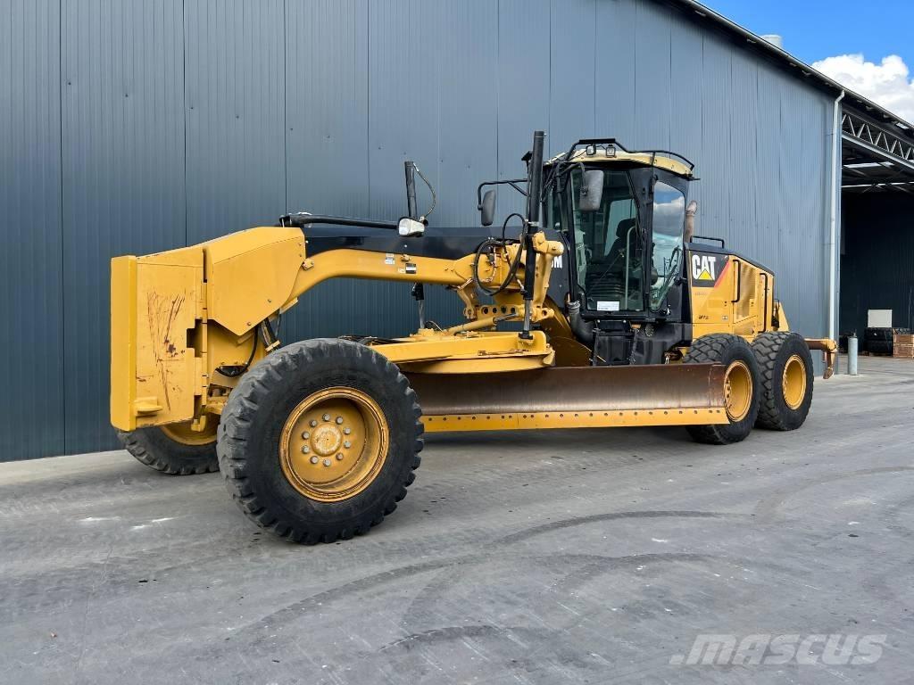 CAT 140M Tiehöylät
