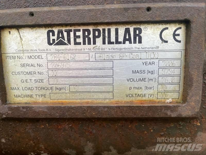 CAT D8 Puskulevyt
