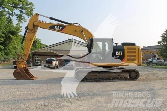 CAT 323FL Telakaivukoneet