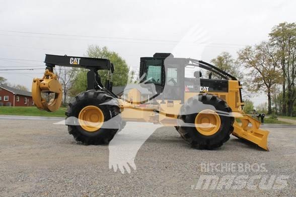 CAT 545C Juontokoneet