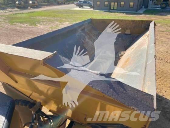 CAT 725C2 Dumpperit