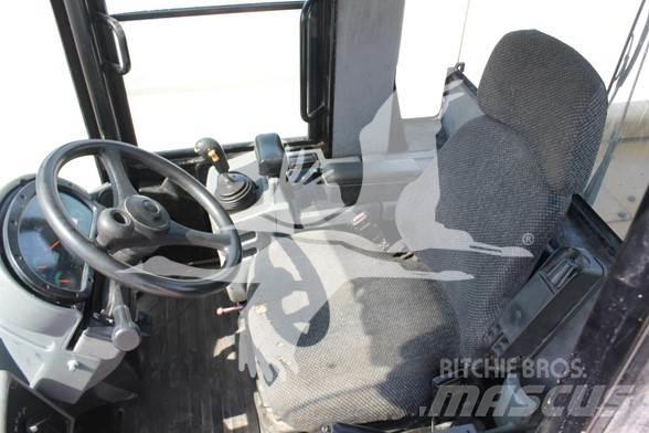 CAT 938G Pyöräkuormaajat