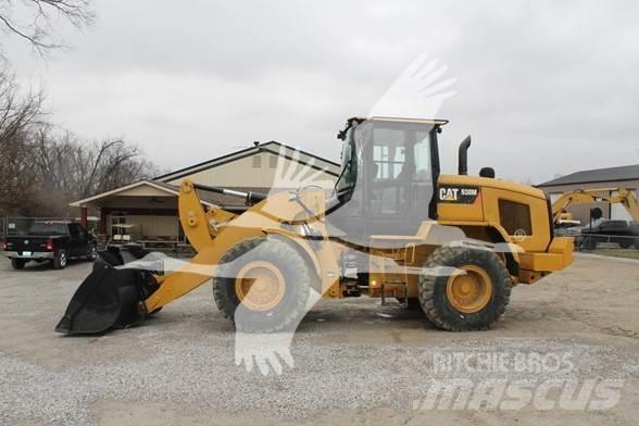CAT 938M Pyöräkuormaajat