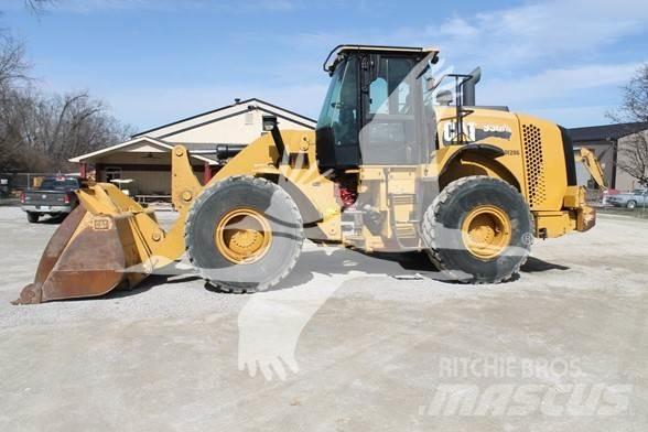 CAT 950M Pyöräkuormaajat