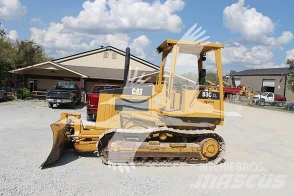 CAT D3C XL Telaketjupuskutraktorit