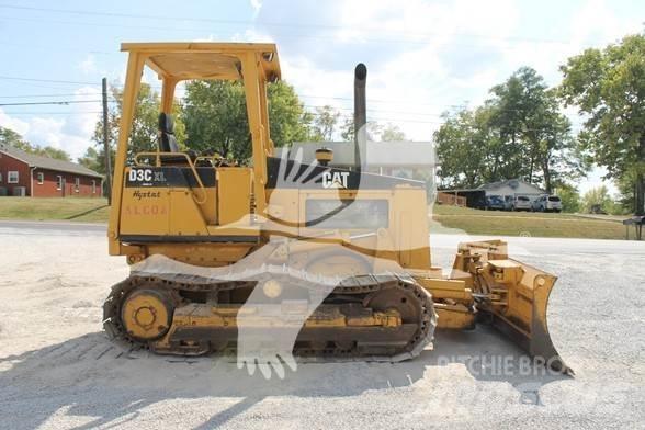 CAT D3C XL Telaketjupuskutraktorit