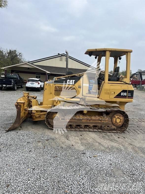 CAT D3G XL Telaketjupuskutraktorit