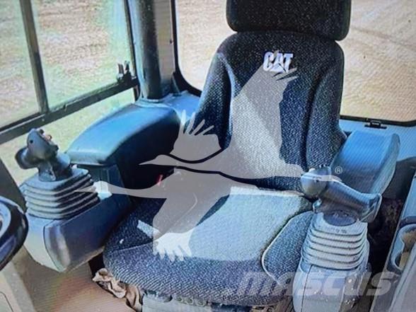 CAT D5K2 LGP Telaketjupuskutraktorit