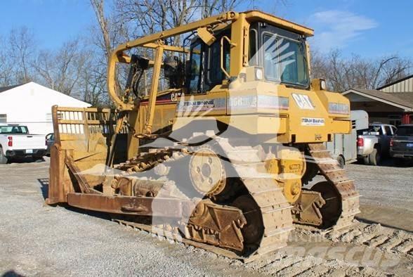 CAT D6R XL Telaketjupuskutraktorit