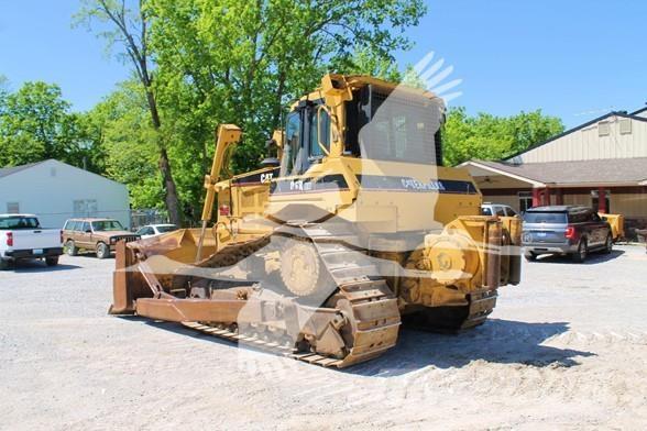 CAT D6R XW II Telaketjupuskutraktorit
