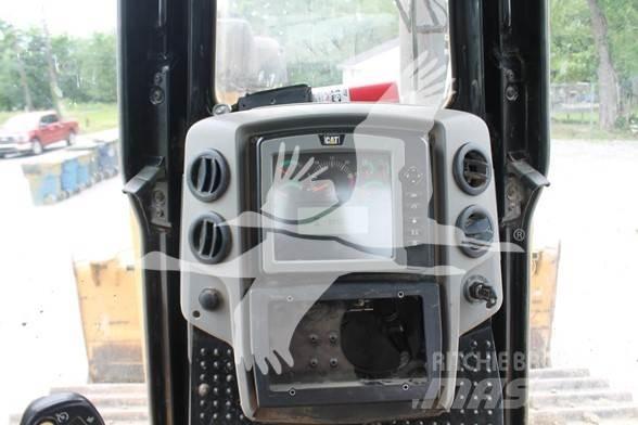 CAT D6T LGP Telaketjupuskutraktorit