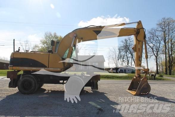 CAT M318C Pyöräkaivukoneet